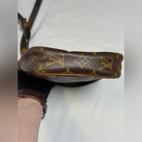 Authentic Vintage Louis Vuitton Monogram Danube Crossbody Bag - ✔️ COA included - Picture 13 of 14